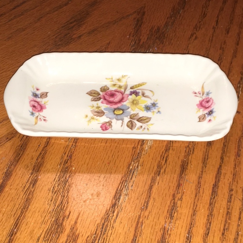 Jubilee fine bone China dish